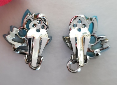 blue moonglow thermoset vintage clip earrings, back