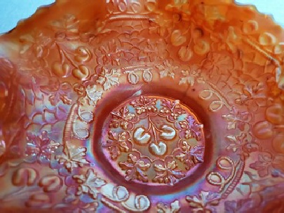 lisner gold-tone aurora borealis necklace back