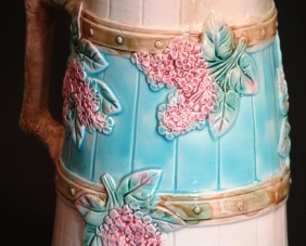 vintage Majolica pitcher with lilac flowers, detail